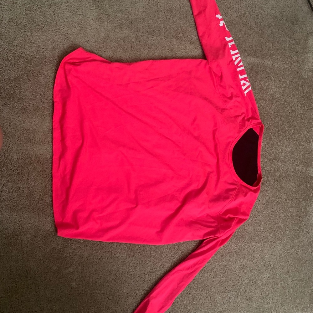 Pink work out long sleeve shirt